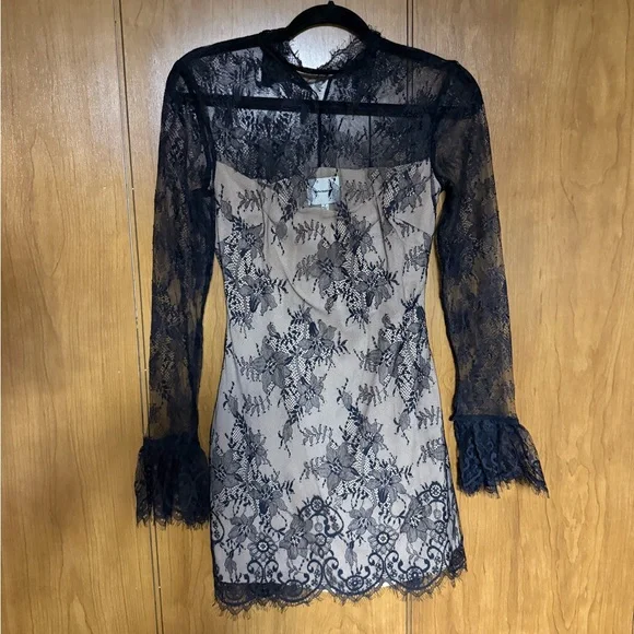 Reformation Teanna Dress - Picture 4 of 7